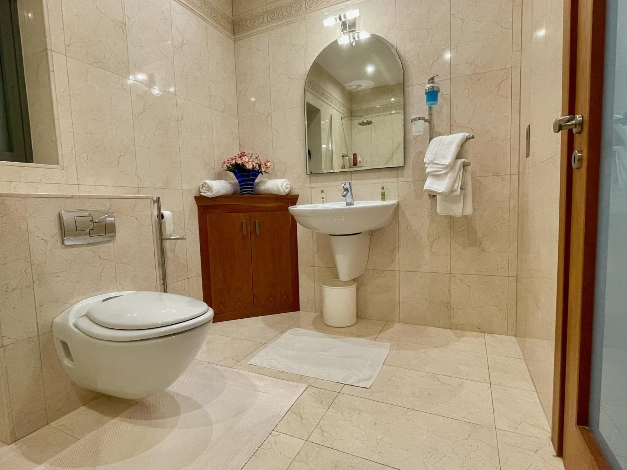 Spacious Luxurious Apartment With Seaview Mellieħa Εξωτερικό φωτογραφία