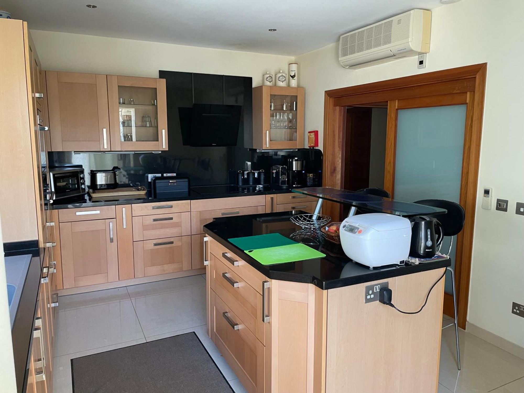 Spacious Luxurious Apartment With Seaview Mellieħa Εξωτερικό φωτογραφία